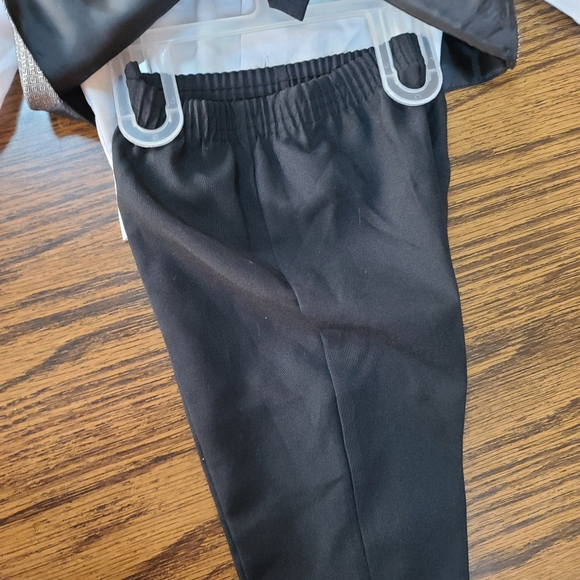 Boys 12M 4-Piece Outfit Vest, Pants, Shirt, Tie - Picture 6 of 13